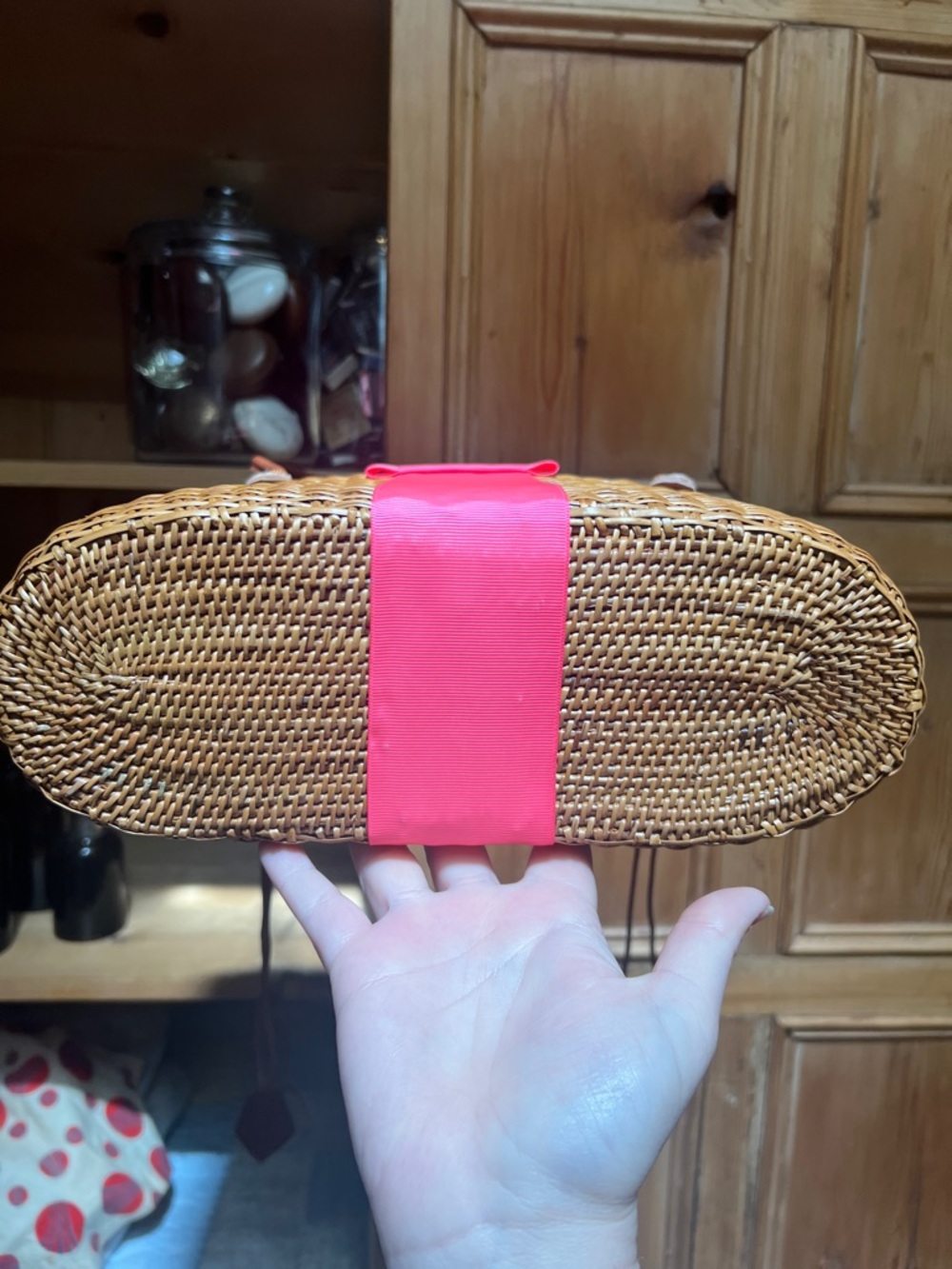 Lisi Lerch Bosom Buddy Poppy Woven Bag - Picture 6 of 10